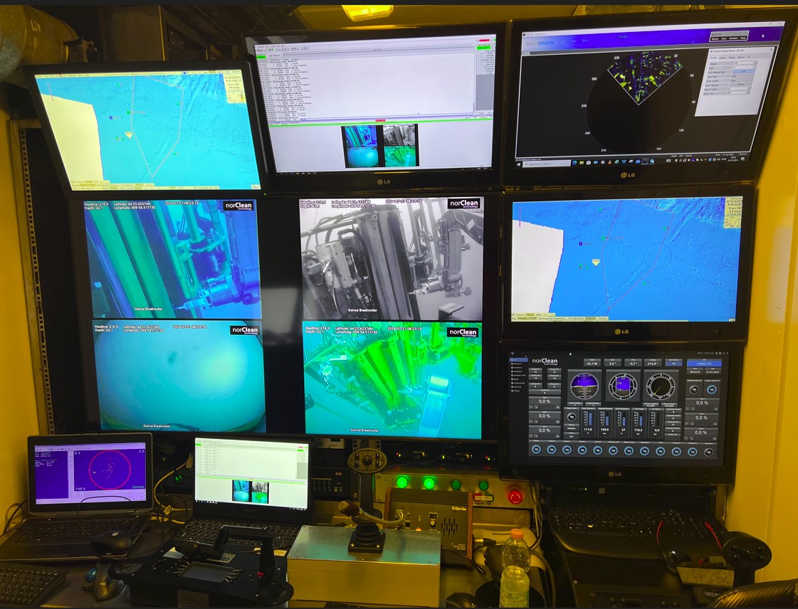 ROV control room during the Genoa Breakwater operation